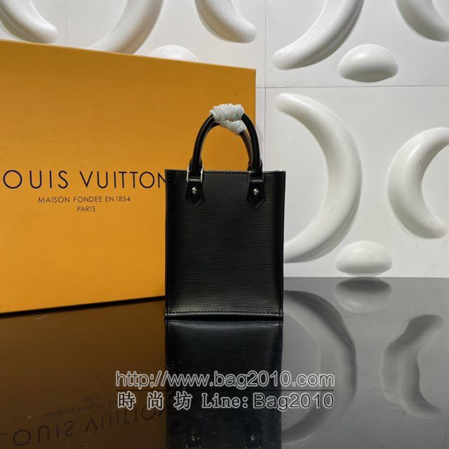 Louis Vuitton新款女包 M69575 路易威登Petit Sac Plat手袋 LV手机包手提肩背斜挎包  ydh4183